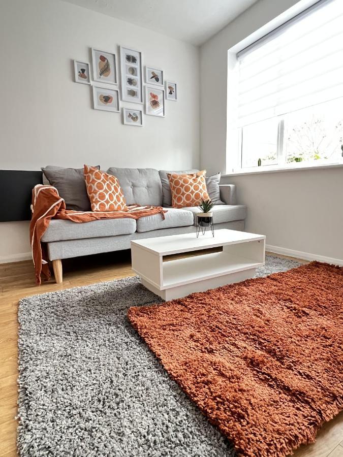 Luxury 2 Bed Apartment Stansted Airport Bishops Stortford Bishop's Stortford Exterior photo